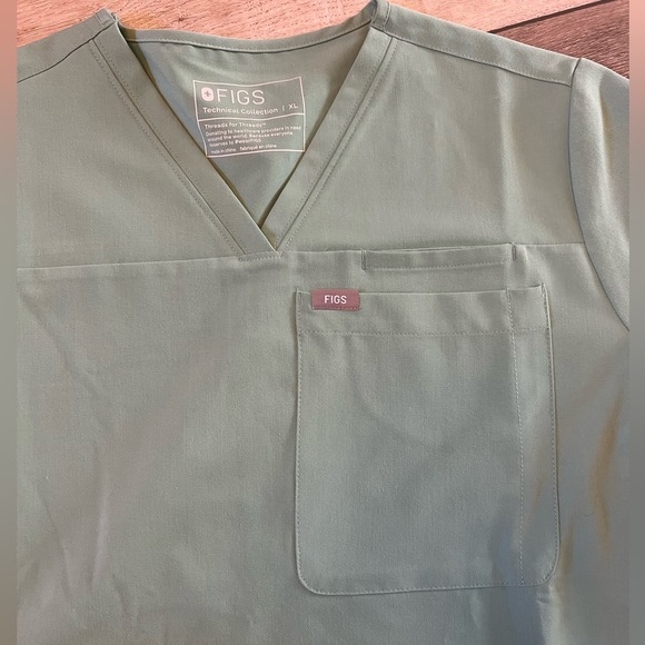 Figs Tops Figs Seafoam Green 3 Pocket Scrub Top Poshmark